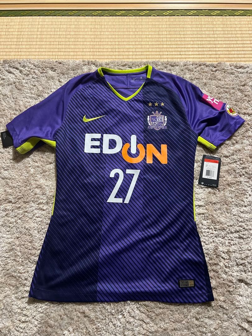 サンフレッチェ広島 NIKE ユニフォームL 紫　サイン入り